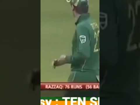 RAZZAQ unbelievable KNOCK vs SOUTH AFRICA #pakistancricket #afridi #unitedarabemirates#cricket